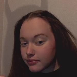 Meet your Posher, Claire